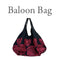 Ballontasche mit Dahlien-Print (schwarz x magenta)